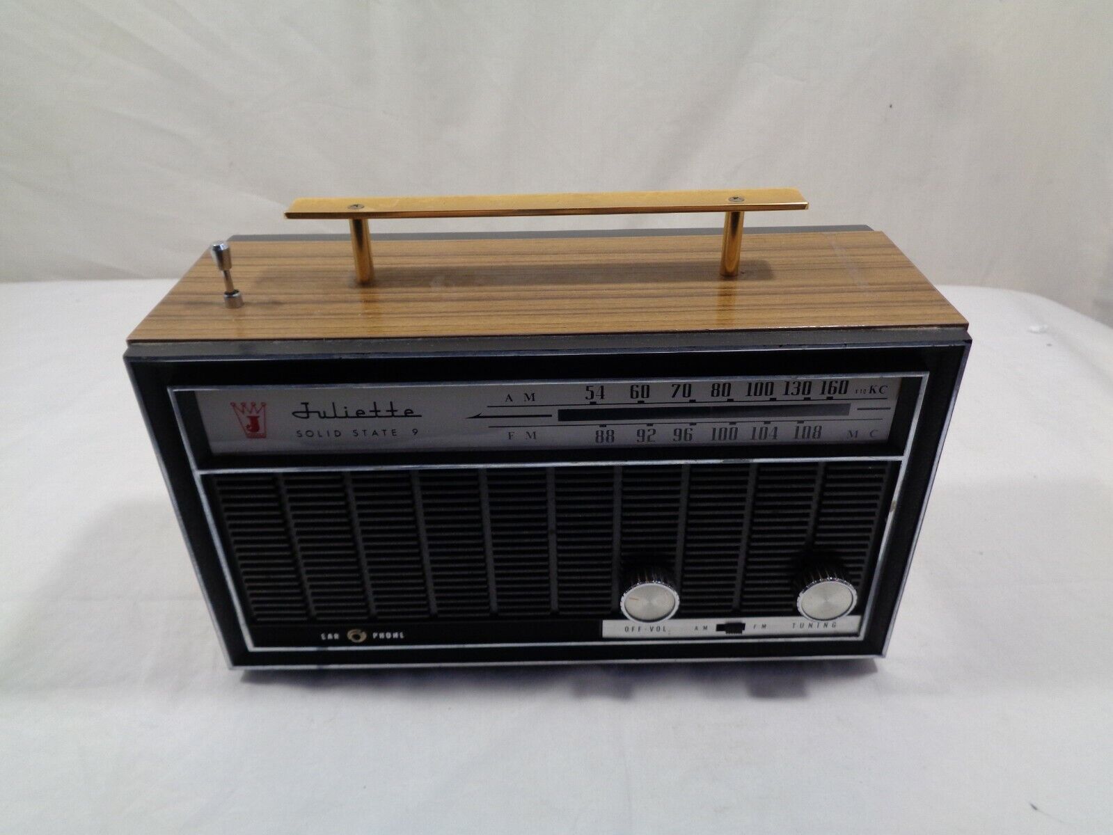 VINTAGE JULIETTE SOLID STATE INSTANT SOUND RADIO (AS-IS FOR PARTS ONLY) # A-909