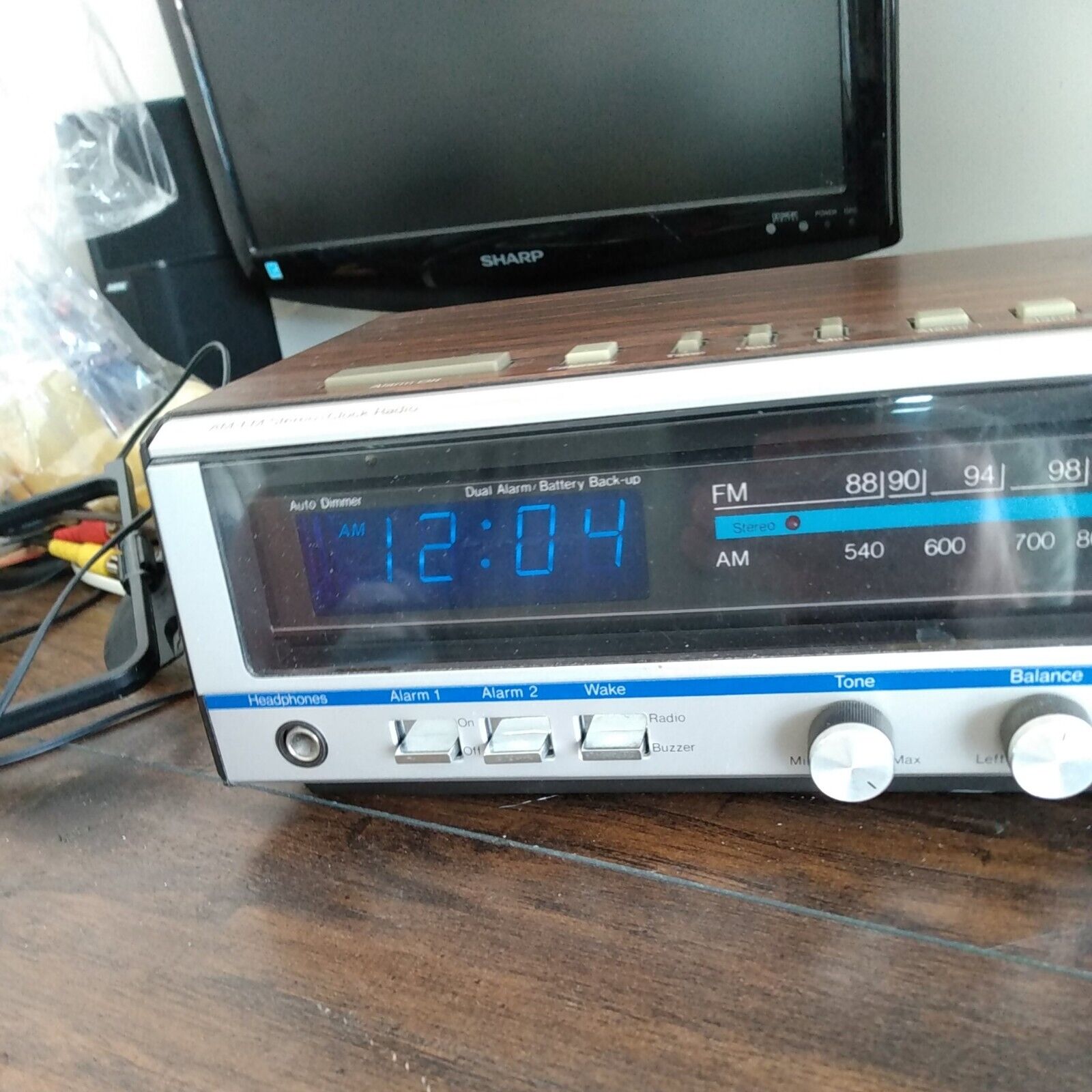 Vintage JC Penney Alarm Clock Radio..tested and turns on