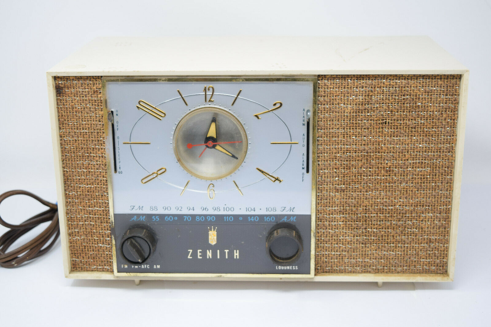 Vintage Zenith F-728 AM-FM Tube Radio w Clock *READ